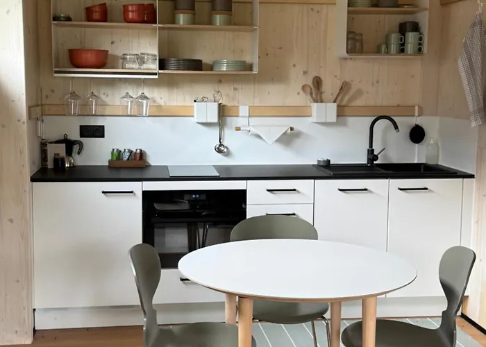 Tiny Haeuser Am Матзее